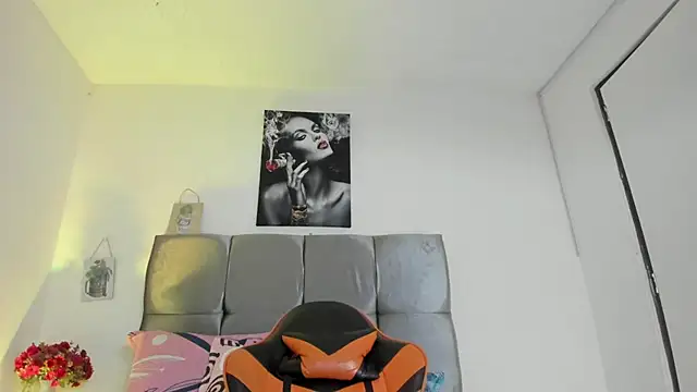 Chat +18 de Ariel_star1 ao vivo