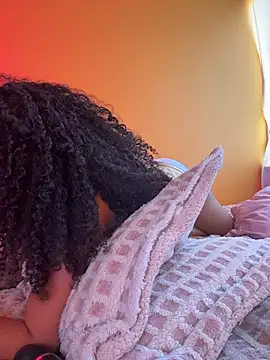 Morenayaa's Live XXX Chat