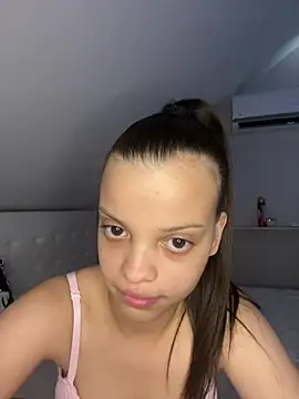 Power_Couple10n Webbikameraesitys