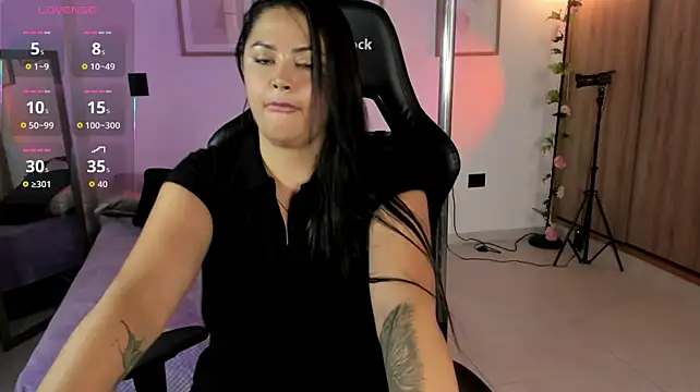 MariaIsabel__ Adlı Modelin Canlı XXX Sohbeti