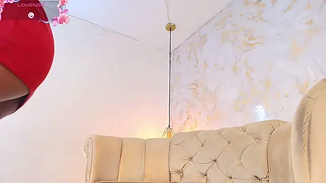 Chat +18 de ariannaruiz ao vivo