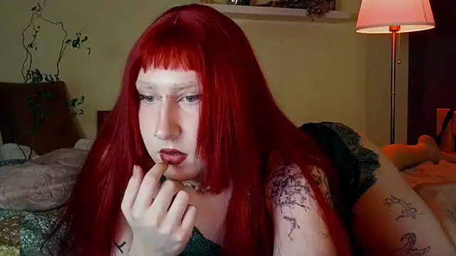 Pokazy przed kamerką – lia_grl