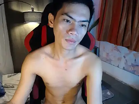 XXX chat uživo modela alex_cummer