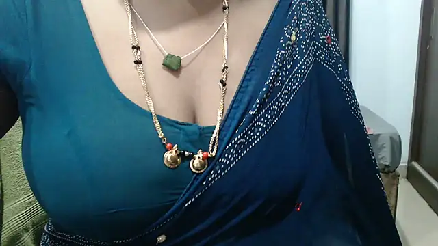 sunitha-3 Adlı Modelin Canlı XXX Sohbeti