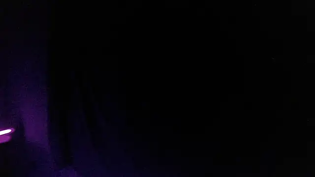 Triggerhappycj100's Live XXX Chat