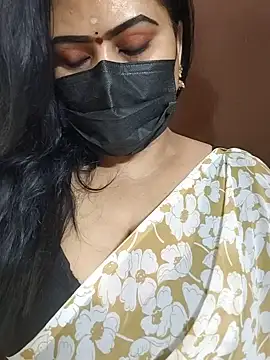 צ'אט XXX בשידור חי של Anushka_flower