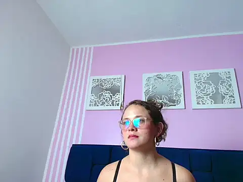 Amelia_Royer Live XXX-chat