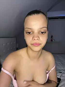 Power_Couple10n Webbikameraesitys