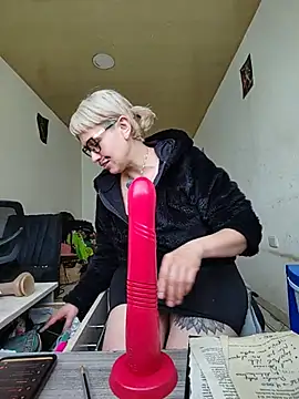 MARILYNKOVANOVA Obrolan Langsung XXX