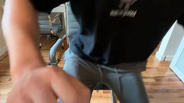 jungcock3210 Chat XXX live