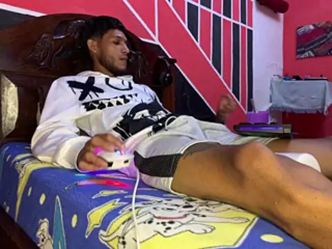 Chat XXX Live tanned_boy
