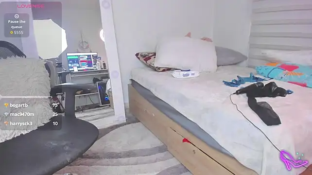 SharonVelvet's Live XXX Chat