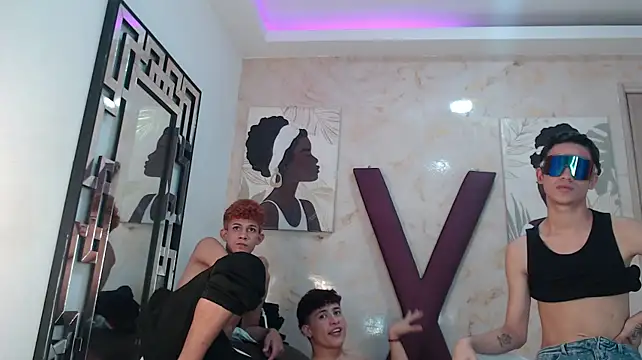 PRETTY_LOVERS1 Webcam Show