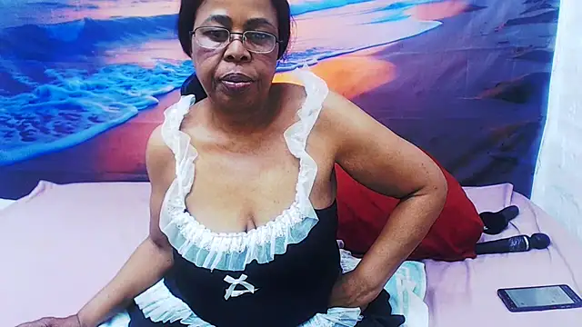 Chat +18 de SEXY_MATURExx ao vivo