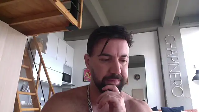 ADONIS_ART01 Adlı Modelin Canlı XXX Sohbeti
