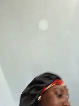 Adrilovechocolate Chat XXX live
