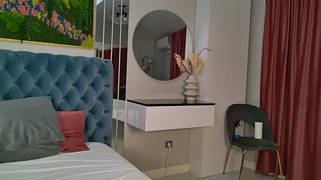 SiennaPierce's Live XXX Chat