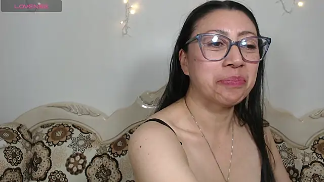 FranciscaVera 现场XXX聊天