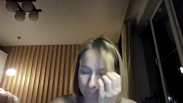 Deloriada's Live XXX Chat