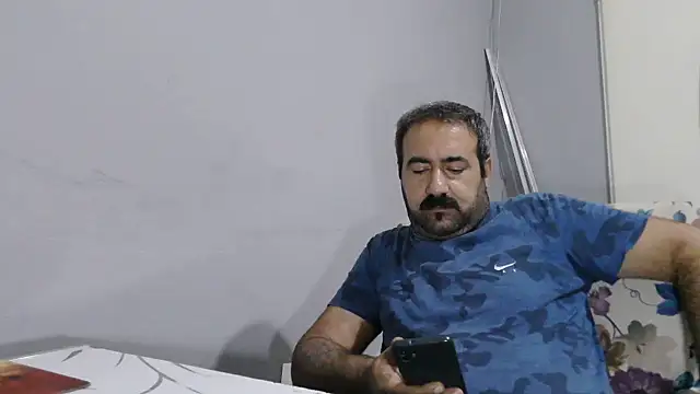 Chat +18 de -Hunter_Blaze- ao vivo