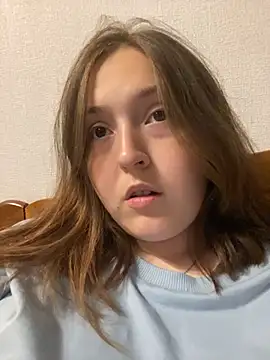 SweetyCute7 라이브 XXX 채팅