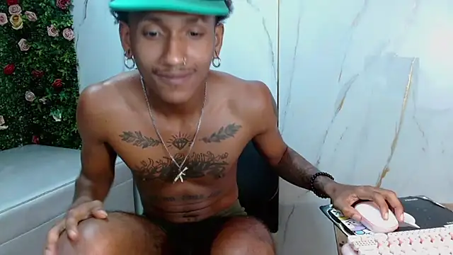 ManSant Chat XXX live