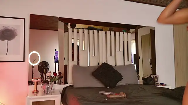 Anabella_London 现场XXX聊天