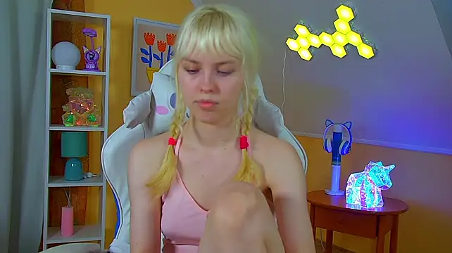 HannahHollis Live XXX-Chat