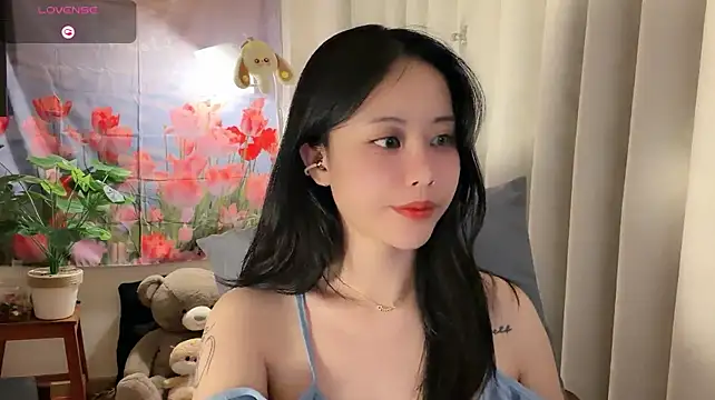 -rosiie-'s Live XXX Chat
