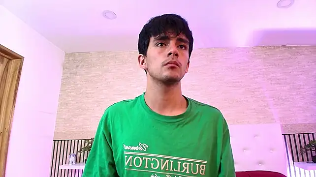 Axel_Draven Adlı Modelin Canlı XXX Sohbeti