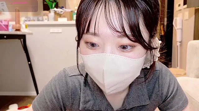 yura_ra_ra লাইভ XXX চ্যাট
