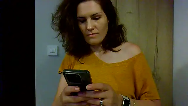 Ms-Lust1- live XXX chat
