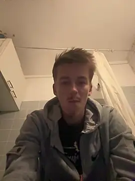 Webkamerová show Toyjungee