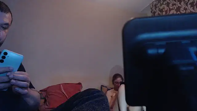 MoonedByEva2025's Live XXX Chat