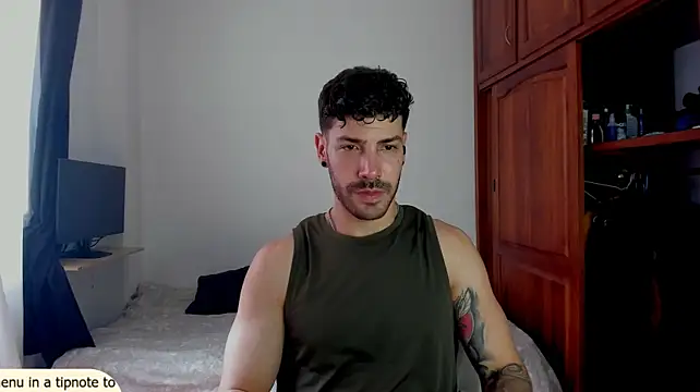 Guyinthemountain Webcam Show