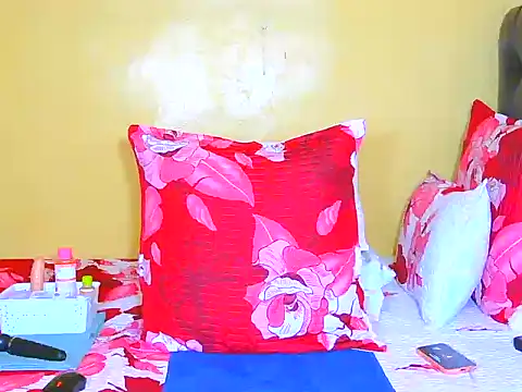 Suzzy_Q Chat XXX live