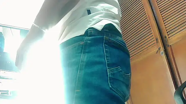 TouchDaddy4のライブXXXチャット