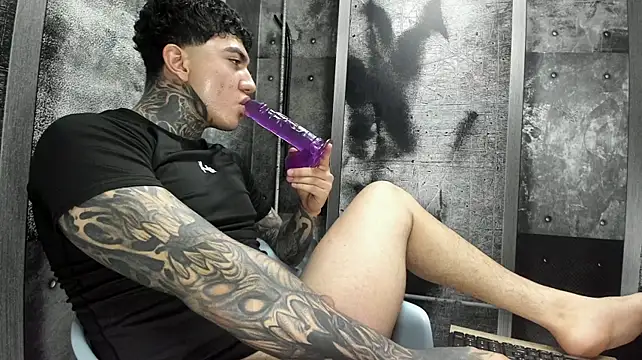 Chat XXX en directo de Gury_tattoo
