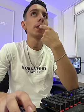 Show de Liam_Fiire na webcam