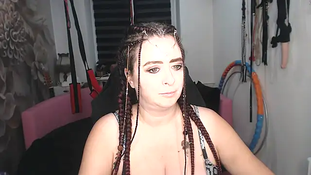 MISSgoddessMARIA Adlı Modelin Canlı XXX Sohbeti