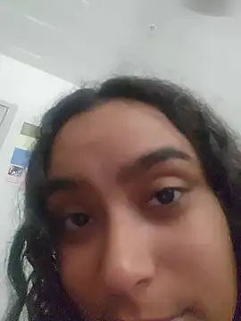 cinnaminnie's Webcam Show