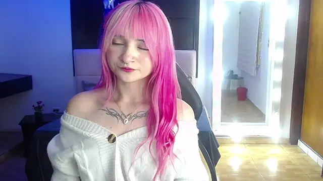 _Charlotte_Collins_のライブXXXチャット