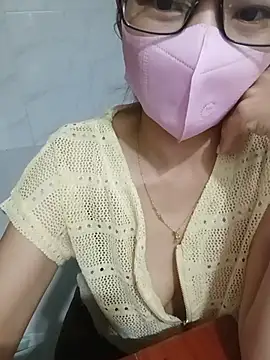 Lucky_girl_888_'s Webcam Show