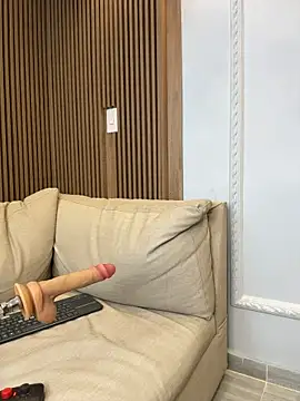 Adrian_SITHのライブXXXチャット