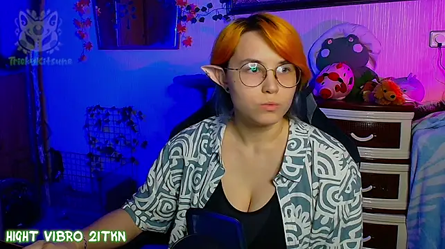 Chat +18 de TrickyKitsune ao vivo