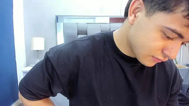Charlie___Musk Webcam show