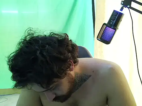 aronmiller404 Webcamshow