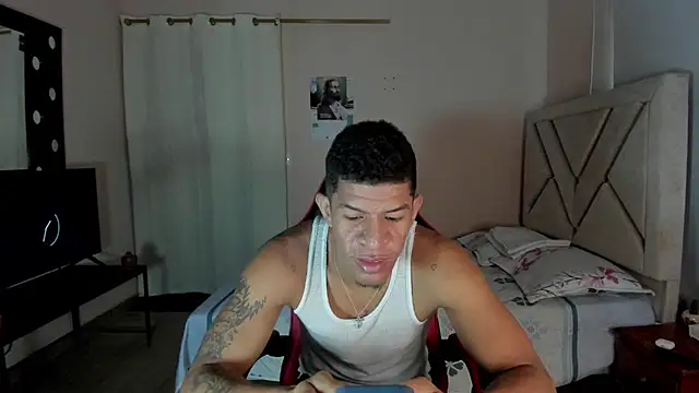 Show de Toptony22 na webcam