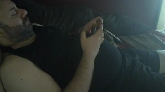 immikew1975's Live XXX Chat
