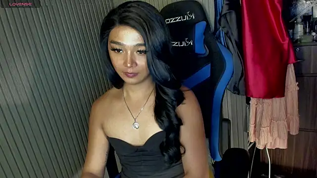 TrinityFucksYou's Webcam Show
